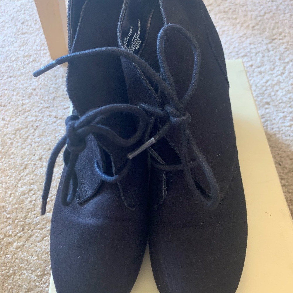 Women Black Boots